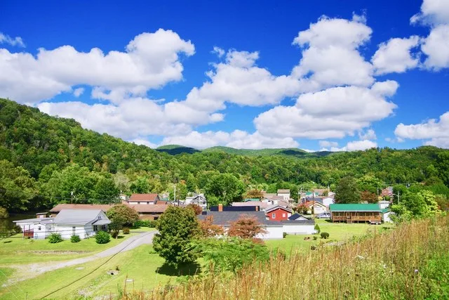 Loyall, Kentucky, United States, viewed from Kentucky Route 840.