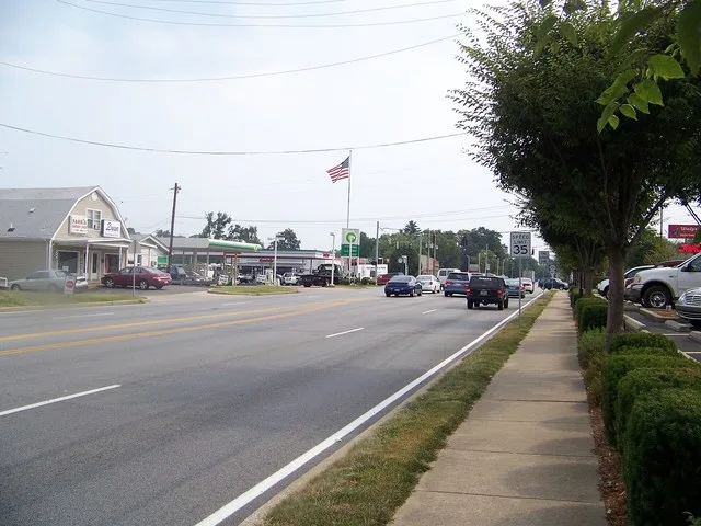 street in Lyndon ky