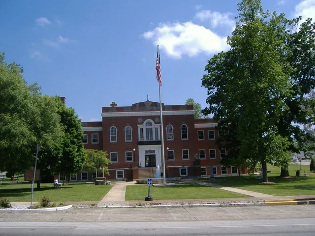 County courthouse in Hart County, Kentucky