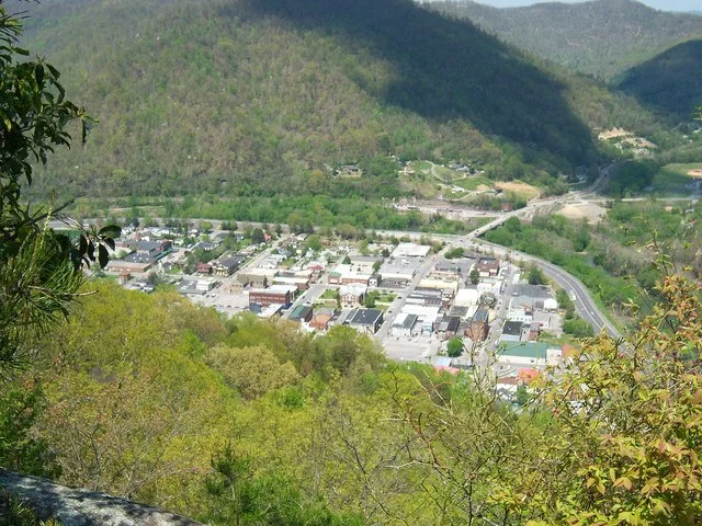 View of Pineville, Kentucky as viewed from Pine Mountain State Resort Park.