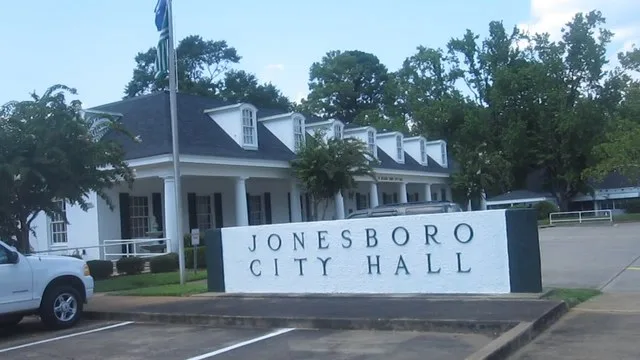 Jonesboro, LA, City Hall