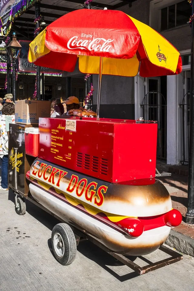 Lucky Dogs Boubon NO Mardi Gras