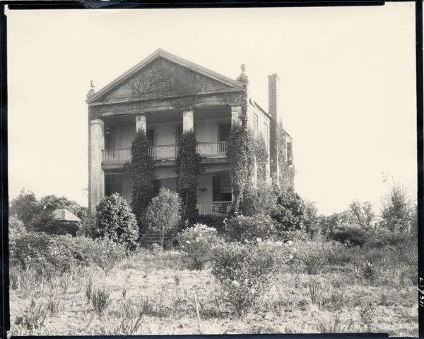 Hickory Hill Plantation in East Feliciana Parish, Louisiana (Wilson, Louisiana). The photograph was taken by Robert W. Tebbs in 1926 and resides at the Louisiana Digital Library.