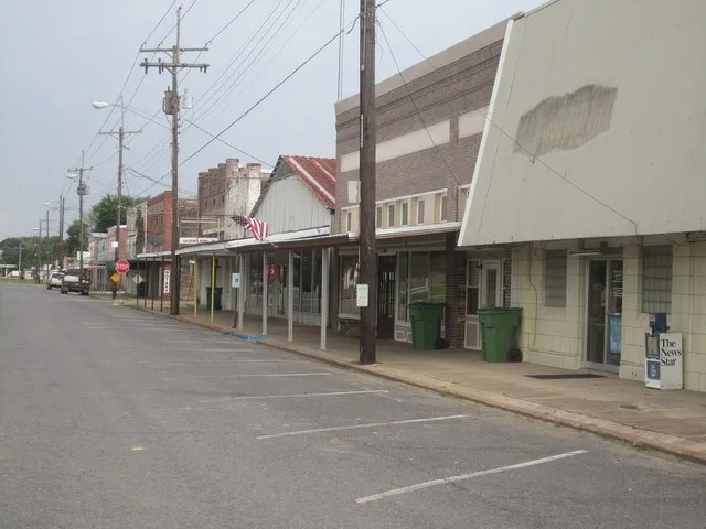 I took photo with Canon camera in Wisner, LA.