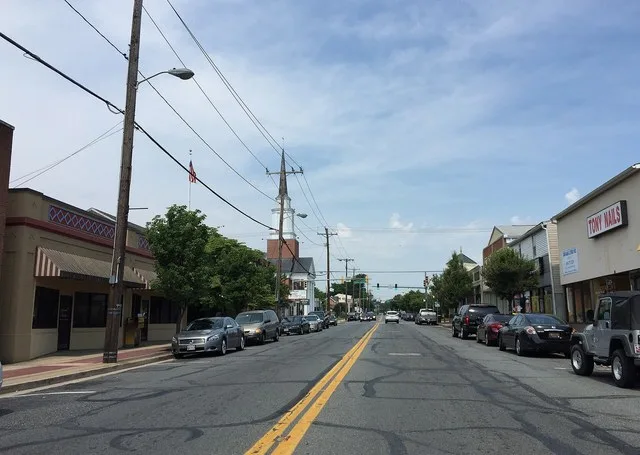 View west along Maryland State Route 132 (Bel Air Avenue) at Howard Street in Aberdeen, Harford County, Maryland