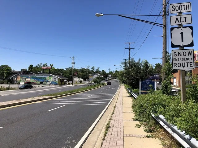 View south along U.S. Route 1 Alternate (Bladensburg Road) just north of 43rd Avenue along the border of Colmar Manor and Cottage City in Prince George's County, Maryland