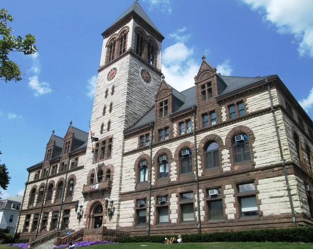 Cambridge City Hall , located at 795 Massachusetts Avenue between Inman and Bigelow Streets in Cambridge, Massachusetts, was built in 1888-89 and was designed by Longfellow, Alden...