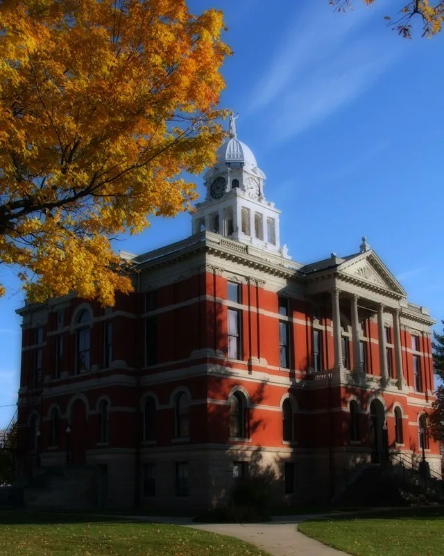 It was a beautiful fall morning today. Eaton County Courthouse, Charlotte, MI