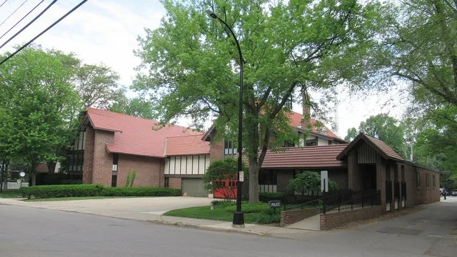 Grosse Pointe Farms, MI