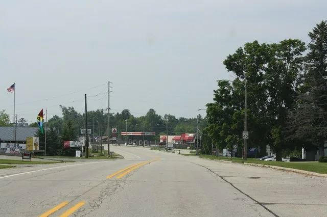 Looking south at downtown w:Stephenson, Michigan ] on w:U.S. Route 41 . This file was uploaded with Commonist .