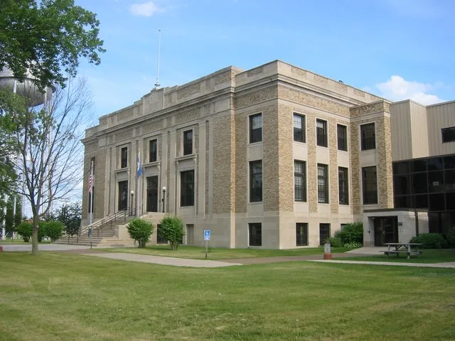 w:Aitkin County Courthouse in w:Aitkin, Minnesota .