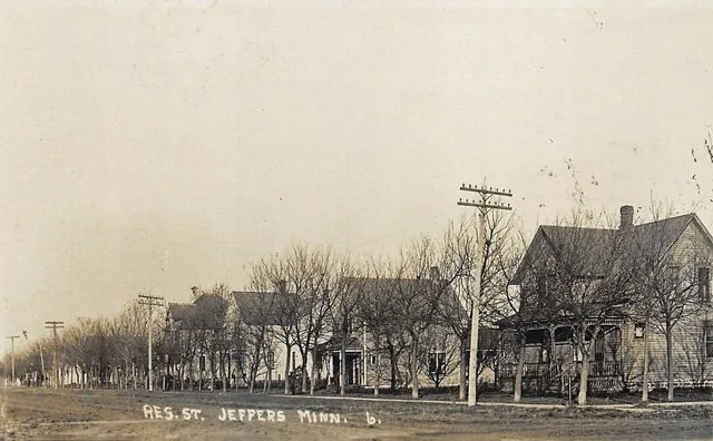 Residential street, Jeffers, Minnesota, 1910