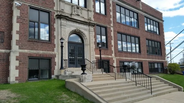 De La Salle High School