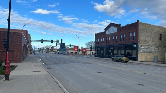 Picture of Downtown Moorhead on Main Avenue.