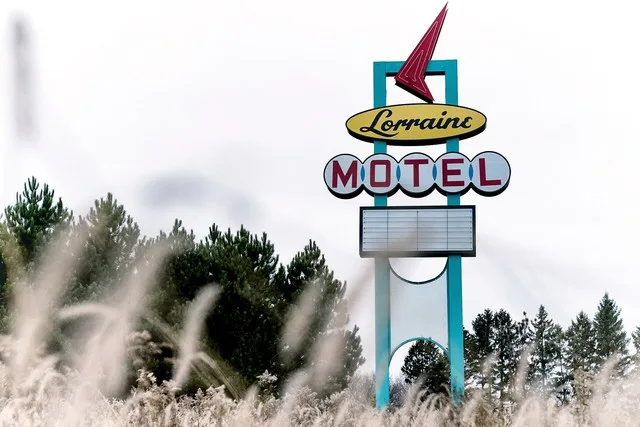 Please attribute to Lorie Shaull if used elsewhere. From the artist's site: "A replica of the Lorraine Motel sign was rebuilt/relocated from Memphis, TN to Franconia, MN. This con...