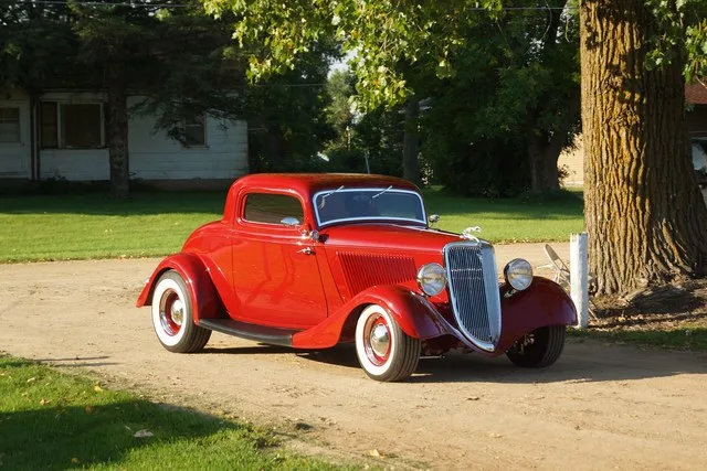 Sunburg Trolls 9th Annual Classic Car Show & Swap Sunburg Community Center Sunburg, Minnesota September 2017 Click here for more car pictures at my Flickr site. Or here for my Car...