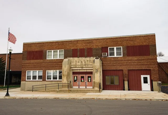 The Tracy Municipal Building in the small city of Tracy, Minnesota.