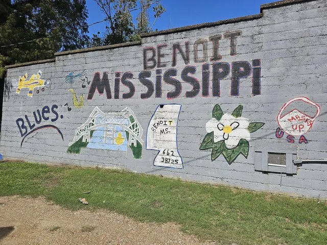 Mural located in Benoit just off Mississippi Highway 1