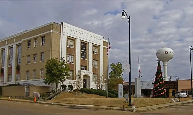 Leake County Courthouse; Carthage, Mississippi; January 2011