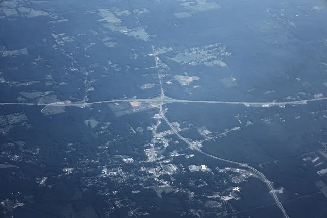 Flying over Iuka, Mississippi in July 2023. Iuka Mississippi Aerial (53537465525).jpg