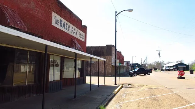 Main Street, Louise, Mississippi.