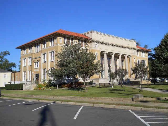 Pearl River County Courthouse located in Poplarville, Mississippi, USA