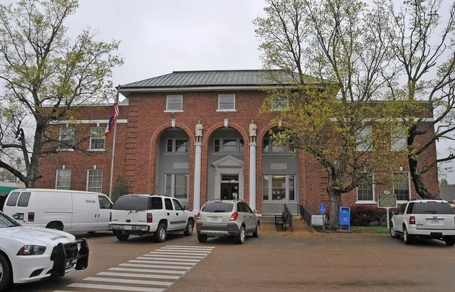 Tippah COUNTY COURTHOUSE BUILT IN 1928