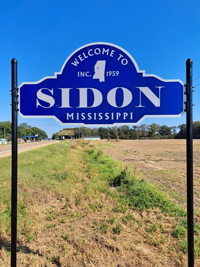 Welcome sign on US Highway 49 East