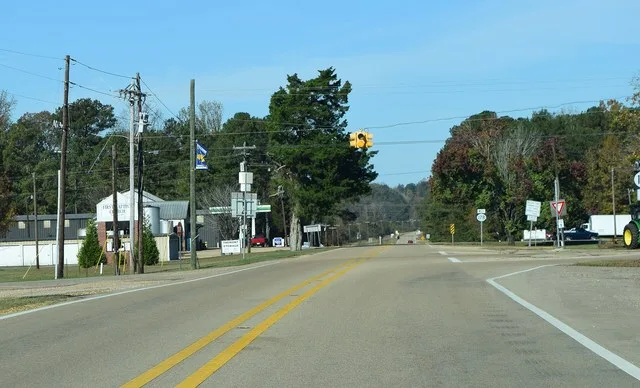Looking west on Mississippi Highway 178 at its intersection with Mississippi Highway 23 in Tremont, Mississippi.