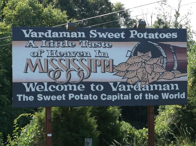 Sign located on Mississippi Highway 8