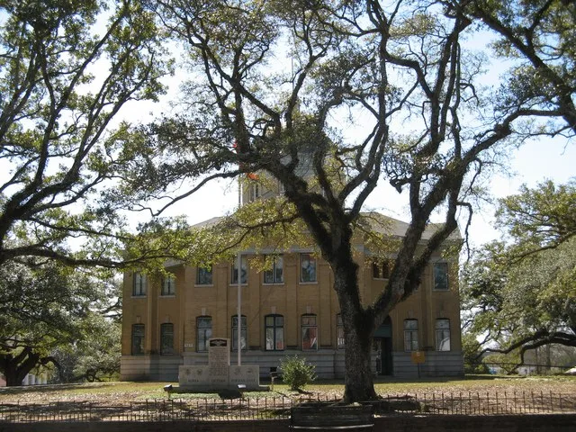 Wilkinson County courthouse in Woodville, Mississippi