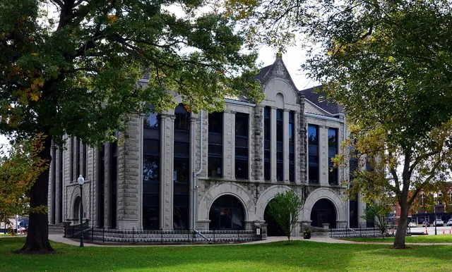 Henry County , courthouse in Clinton, Missouri