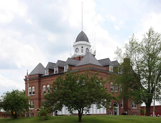 Worth County Courthouse, Grant City, Missouri .