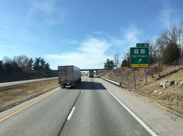 The sign for exit 58 along westbound Interstate 44 in Halltown, Missouri . This exit connects to Missouri Supplemental Route Z near its intersection with Route O, resulting in exi...