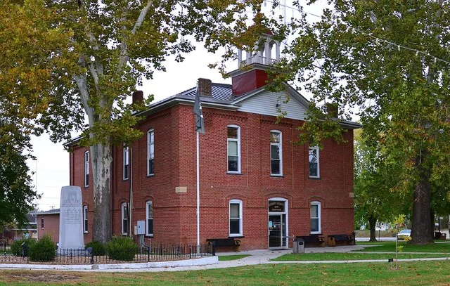 , courthouse in built in 1896
