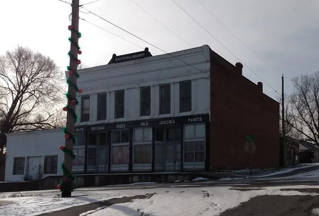 storefront in Lohman, Missouri at Main St. and High St. in December 2022