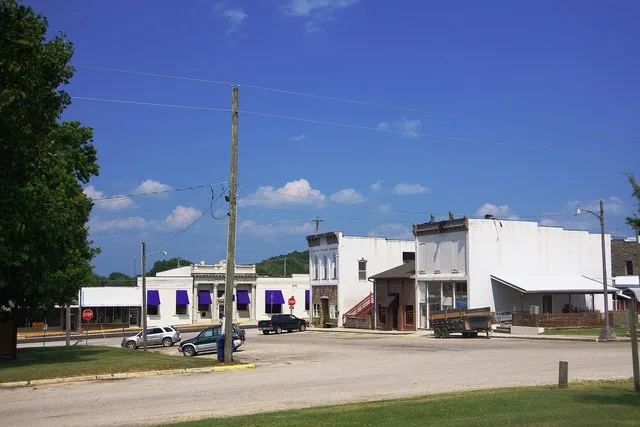 Businesses along East Parksquare in Mansfield, Missouri, United States