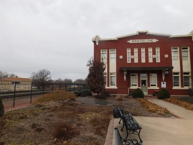 The former Atchison, Topeka and Santa Fe Railway in Marceline, Missouri .