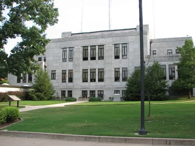 Photograph of side of the Newton County Courthouse in the square at Neosho, Missouri. Taken by RebelAt in August, 2006.