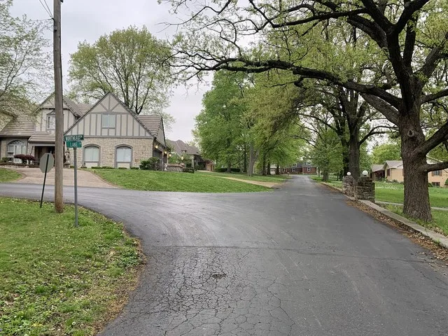 Neighborhood in Oaks