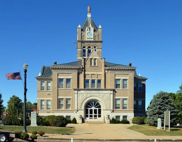 Marion County MO Courthouse in Palmyra