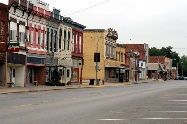 Northward view of downtown Rock Port, Missouri as seen on Main Street between Clay Street and Cass Street.