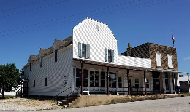 Lentz-Carter Merchandise Store