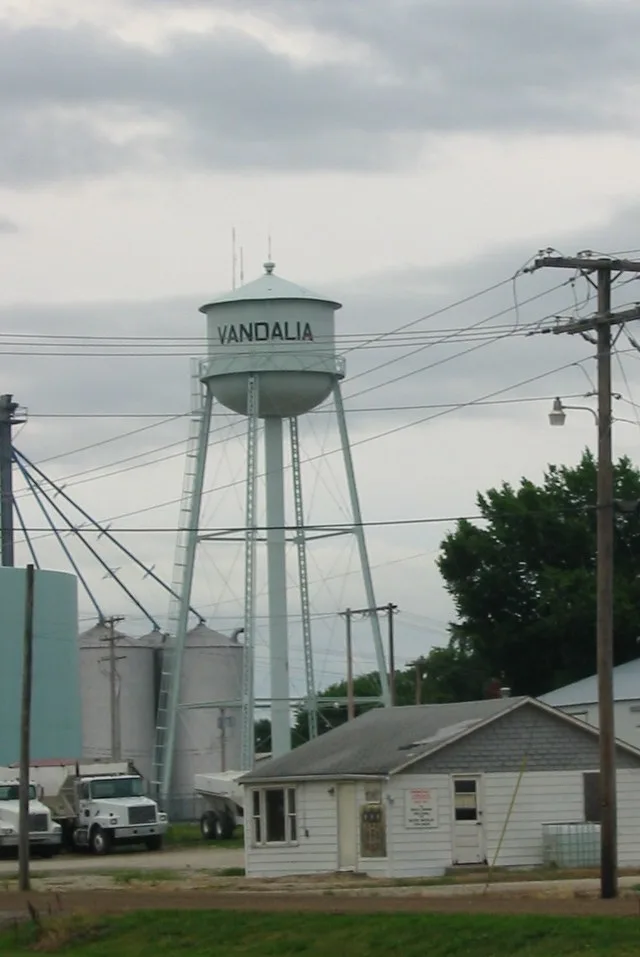 Water Tower in Vandalia, Missouri