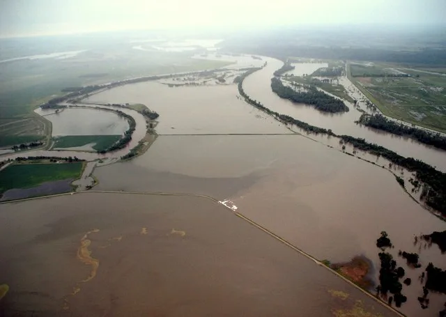 Flooding and levee breach at the confluence of the Nishnabottna and Missouri Rivers on Jun 16, 2011 during the 2011 Missouri River floods