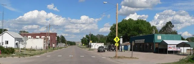 Downtown Broadwater, Nebraska : Guthrie Street ( U.S. Highway 26 ) looking east from about Main Street.