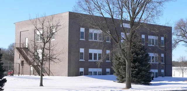 Knox County Courthouse in Center, Nebraska ; seen from the southeast. The courthouse was built in 1934, and is listed in the National Register of Historic Places .