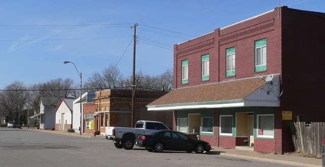 Downtown Cortland, Nebraska: north side of 4th Street. Camera is facing northwest.