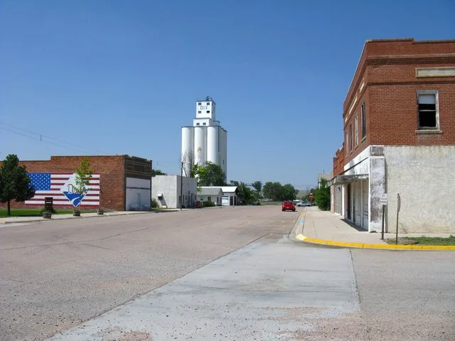 Myrtle St looking towards Lincoln Hwy in Dix, Nebraska looking north towards US 30 and the Union Pacific Main line.