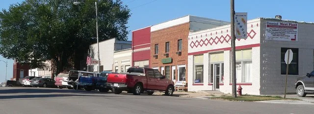 Downtown Elmwood, Nebraska: west side of 4th Street, facing southwest from about E Street.